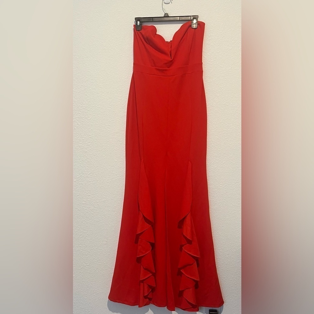NWT Symphony Red Strapless Ruffle Slit Maci Formal Prom Wedding Dress Size Large